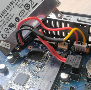 Power connections to SATA drive in Dell Z90